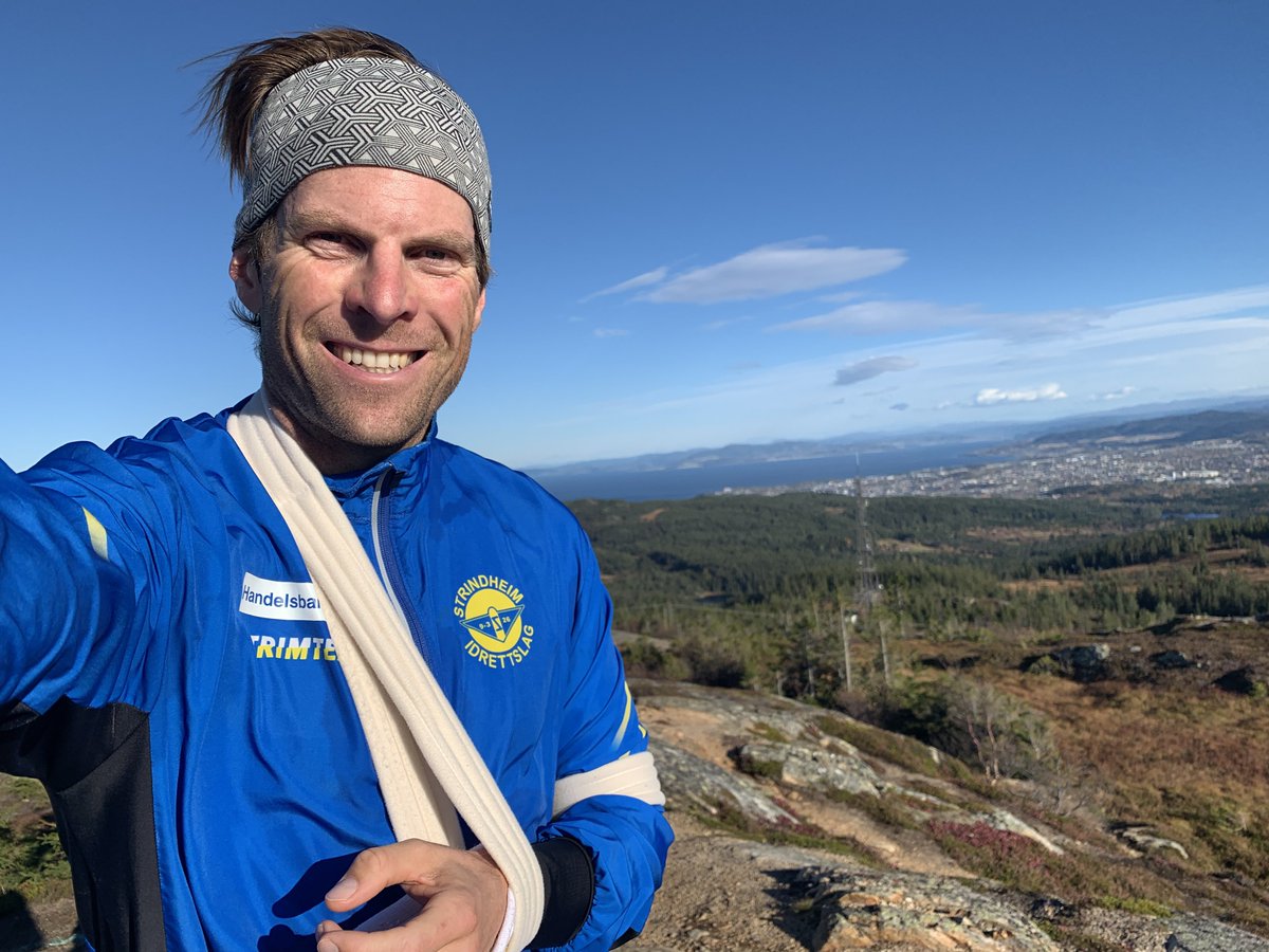 During the Norwegian Night Champs 10 days ago I dislocated my left shoulder. Unfortunately the socket of the shoulder was also broken and I will get surgery next Wednesday, before I will have a long period of rehab in front of me.

More info in my DOMA: okvaal.com/maps/show_map.…