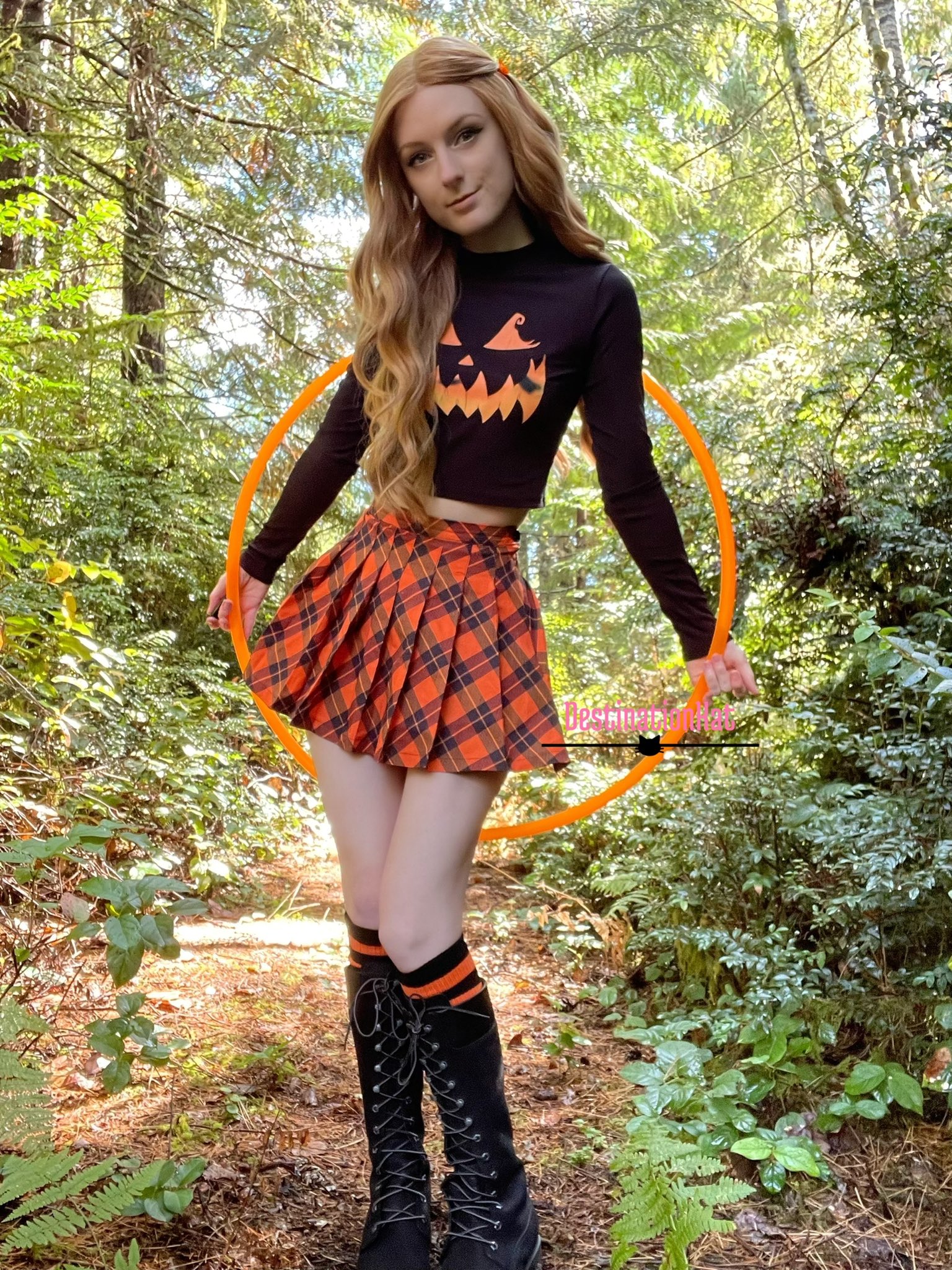 DestinationKat- VIP FanClub on Twitter: "The hoop is the perfect color 😆…