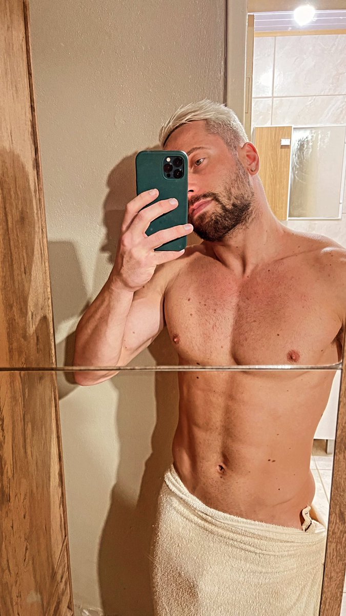 danielpovoas10's tweet photo. Alguém pra tirar essa toalha ? 🥵🔥 https://t.co/njVf5Mk04p