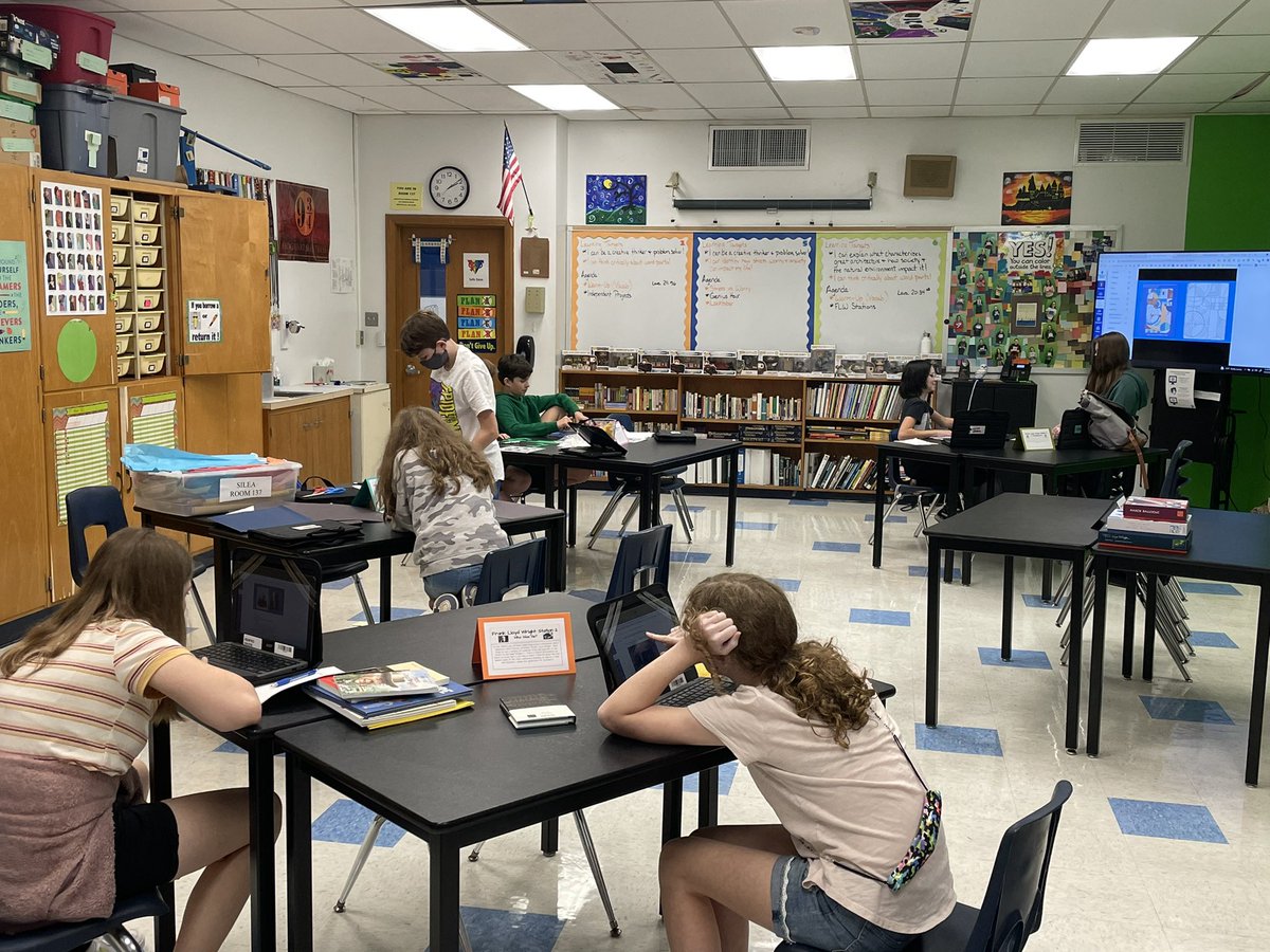 WMSHorizons's tweet photo. 7th grade has begun exploring the architectural contributions of Frank Lloyd Wright through a variety of hands-on stations! Lots of resources from this summer’s trip to Chicago are coming out today! #BestAtWMS #WSDlearns https://t.co/I1PrTPZaS1