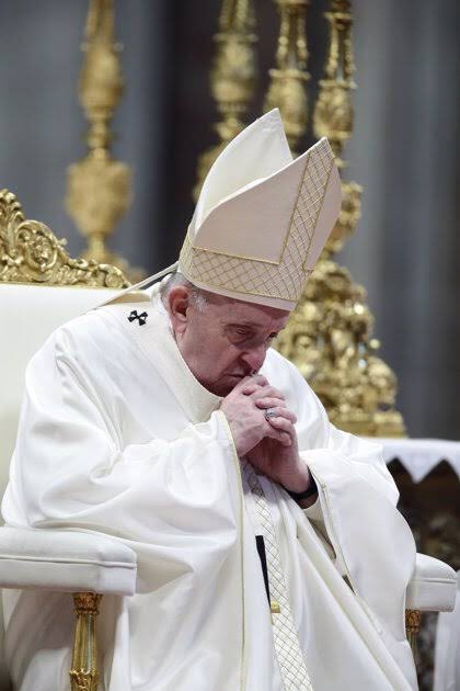 Popperbator3's tweet photo. @IaMaruChan El Papa, le pile a Líos que lestablezca la señal le guatsap https://t.co/Nx8cVxY2CI