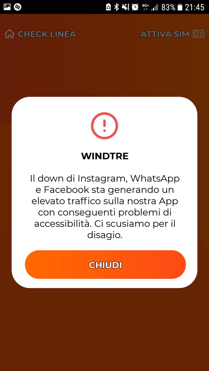 Giulia_Z's tweet photo. @WindTreOfficial in modalità #MaestraHaCominciatoLui 😁 https://t.co/Fiz9AwAMQK