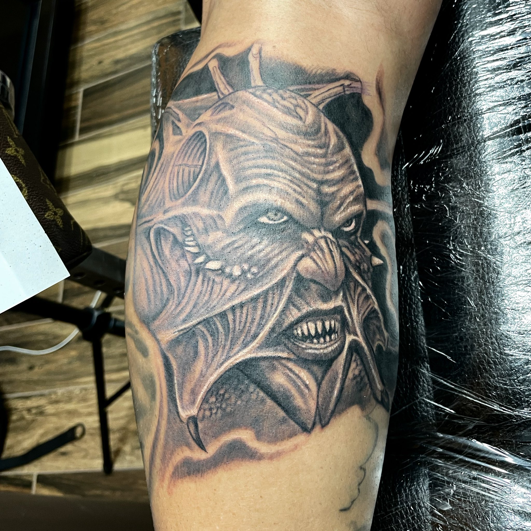 Top 57+ jeepers creepers tattoo design super hot