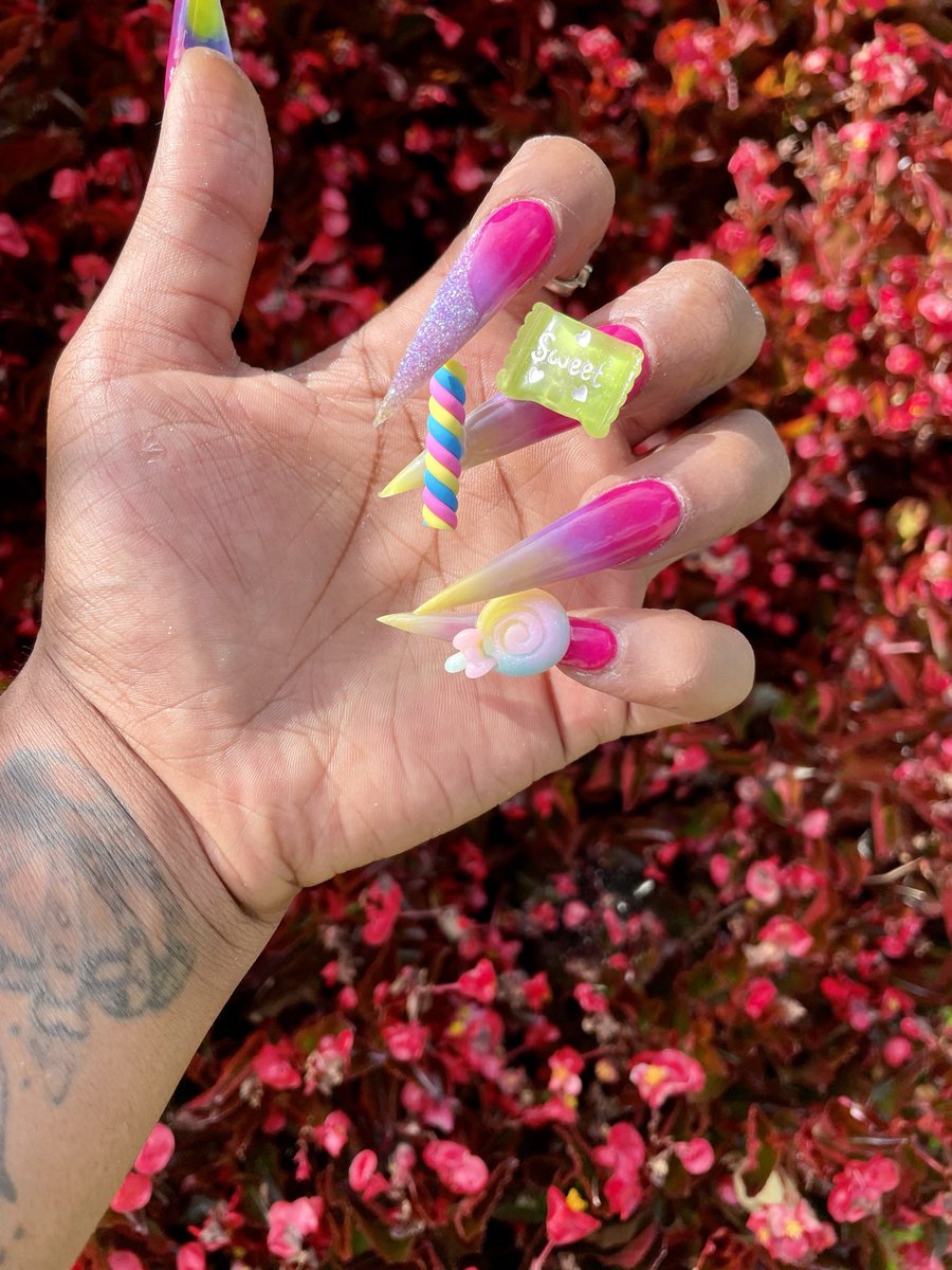 __SueHefner's tweet photo. Since everybody up here, let me promote, Iβm accepting new clients!!
π BOOK NOW!!! π
https://t.co/aslpmoKAsp
.
.
#NCAT #UNCG #WSSU #BENNET #NCATNAILTECH #GREENSBORONAILTECH #GREENSBORONAILS #CLTNAILS #RDUNAILS #Swarovski #NCAT22 #NCAT23 #NCAT24 #NCAT25 https://t.co/iSs2kg3akQ