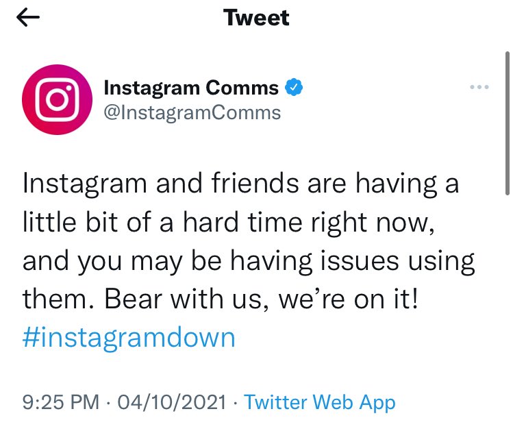 ParyalSoomro's tweet photo. Whatsapp, Instagram and Facebook Coming To Twitter To Announce That Their Service is Down, 😂

#WhatsApp #facebookdown #instagramdown https://t.co/FJLVIFskAG
