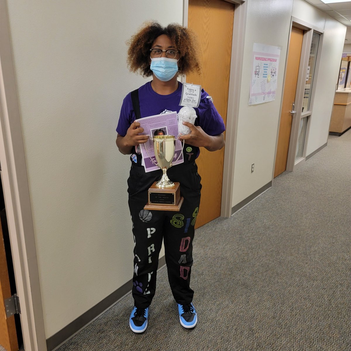 Lamar_MS's tweet image. Congratulations to our @Lamar_MS Teacher of the month @coachTThomp and Employee of the Month @_MrsFlowers these two people do SO much for #ourhouse #WeRISEIrvingISD