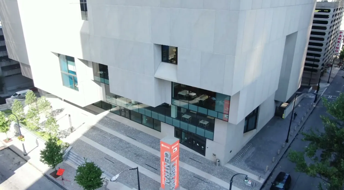 LibraryJournal's tweet photo. Georgia: After $50-Million Renovation, Fulton County’s Central Library Reopens (via @cbs46) https://t.co/mS3uKvGoWS ||| Take a Video Tour (via @fulcolibrary)  https://t.co/HqjrErUp7u  ||| Central Library History https://t.co/UG4XL6xXw7 https://t.co/CF4fkrjrbJ