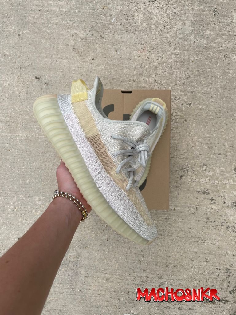 MachoSnkr's tweet photo. Yeezy 350 V2 “Light”

▪️Condition: New
▪️Size 9
▪️$280 https://t.co/Z1j0JfjhHf