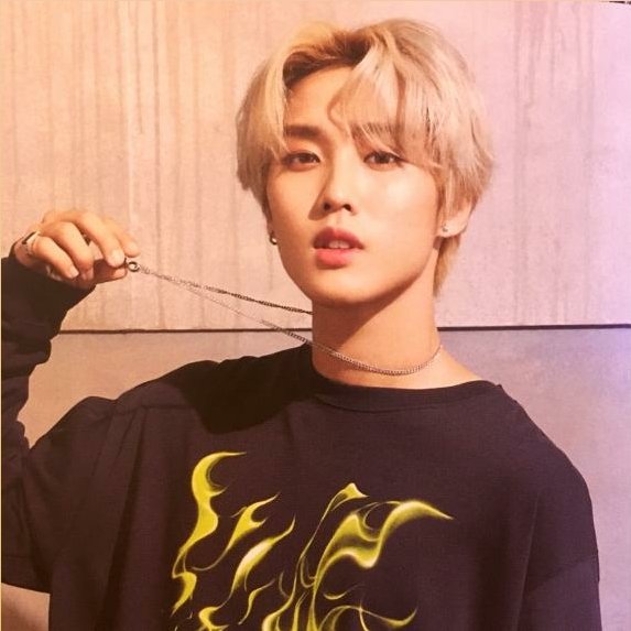 problematicbel's tweet image. melatonin🍯

#TheBSelcaDay #DeobiSelcaday #THEBOYZ