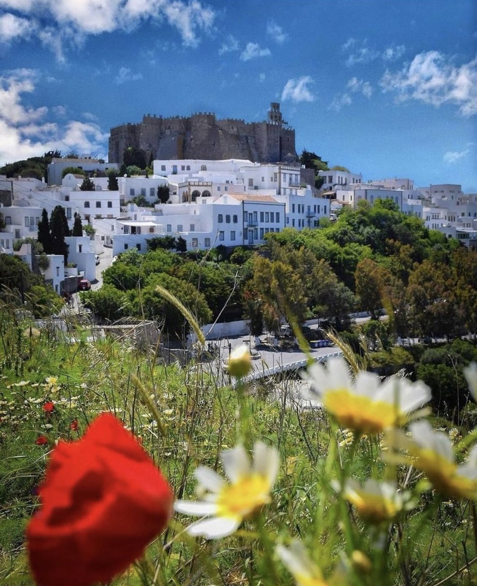 ILovePatmos's tweet photo. 🏰 🧿 🧜🏼‍♀️ Here it's worth being offline all year long

#Patmos #Patmosisland #Patmosphere #Patmography #PatmosTales #Dhodhekanisos #Greece @VisitGreecegr #facebookdown #instadown #facebookcrash #instagramdisabled https://t.co/UqszB4shpZ