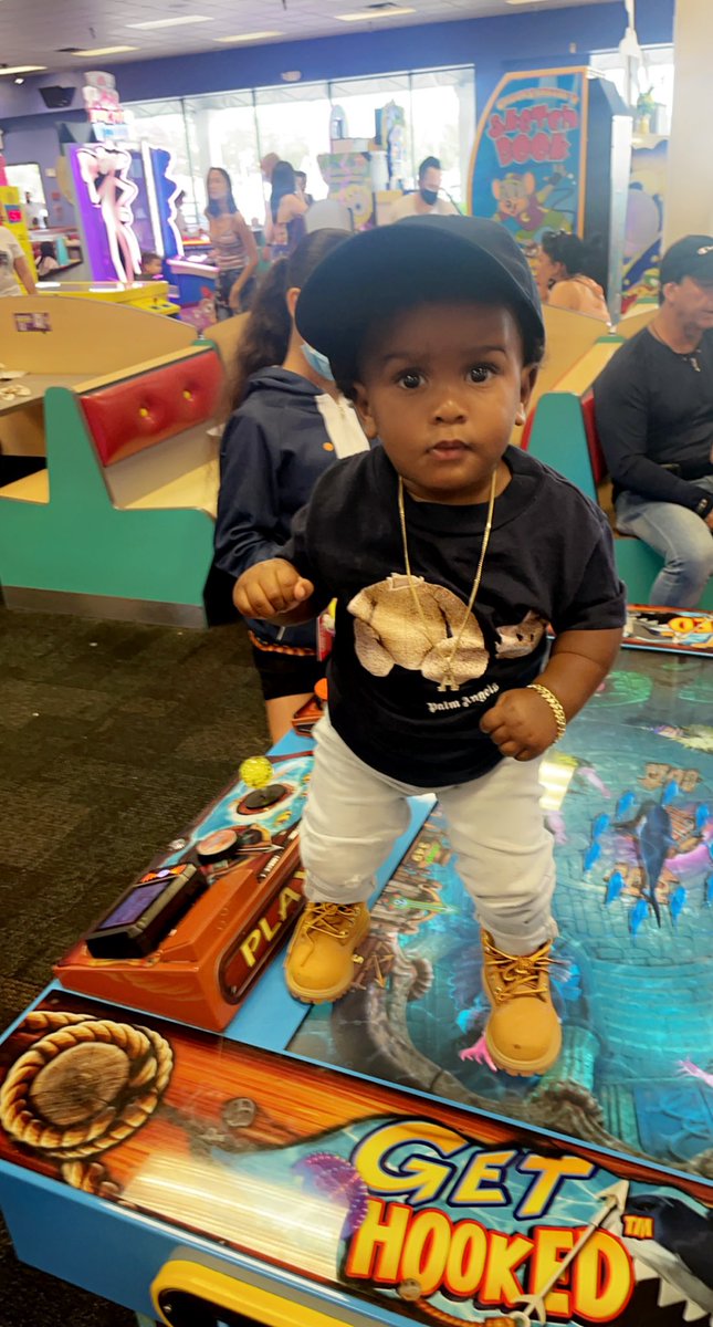 desMonroeee's tweet photo. real flyyy kiddd😍 #boymom https://t.co/NE9ftHIxfL