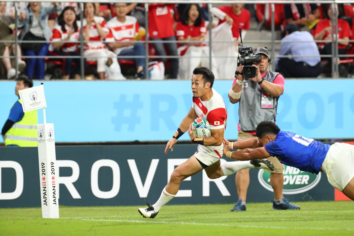 日本ラグビーフットボール協会 10月23日 土 Vs オーストラリア代表 大分 On Twitter Rwc2019 のサモア戦から２年 最後までトライを取りに行く両チームの激戦は盛り上がりましたね 最後はノーサイド Wearebraveblossoms あの熱狂をもう一度 Https
