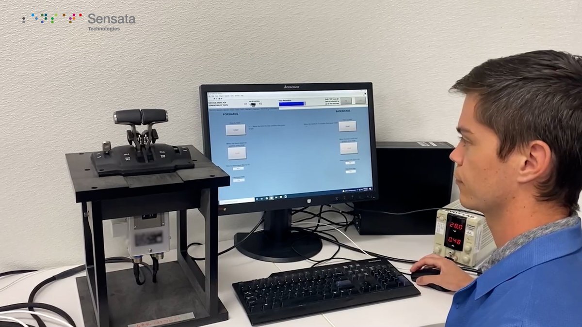 Sensata's tweet photo. See Sensata's single-pilot #autothrottle in action at @NBAA next week at booth 3900. #LightJet #Turboprop #NBAA2021 https://t.co/yIxRlhLHku