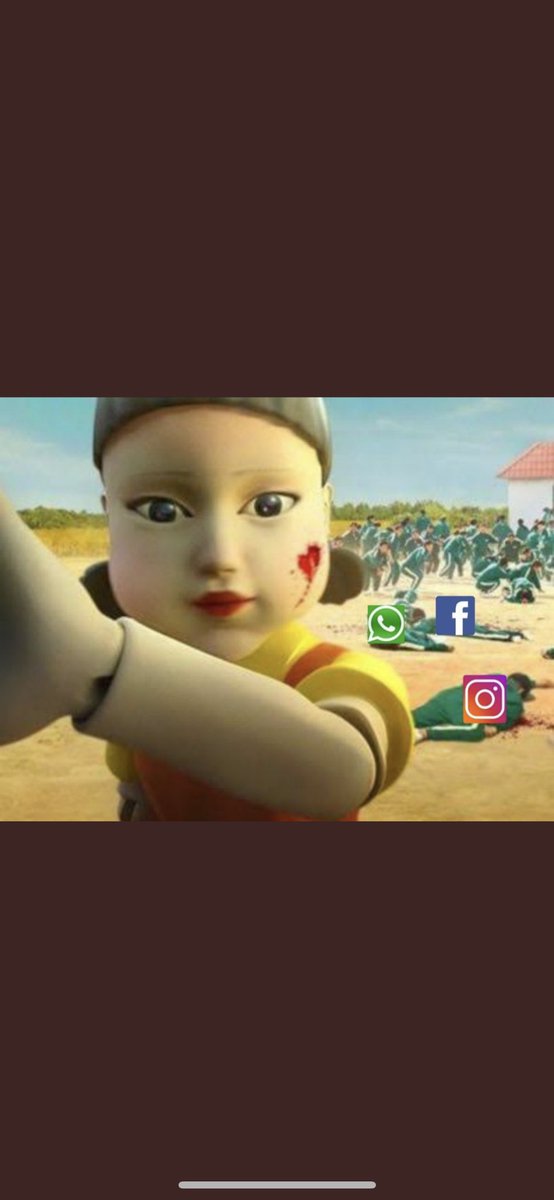 gemmaattwater's tweet photo. Made me laugh 🤣 #redlight #greenlight #socialsdown https://t.co/zcEeiJ6oNd