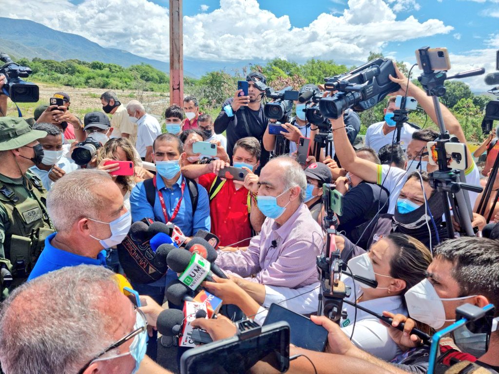 Freddy Bernal tweet media