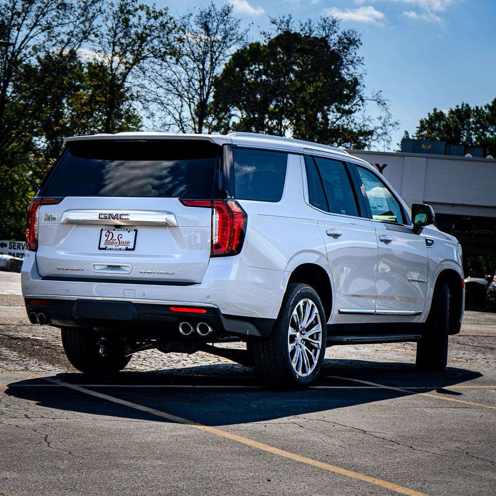 DaveSinclairGMC's tweet photo. Yeah, so....Instagram's down. 

Here are some GMC Yukon photos. https://t.co/q58acGEV0T