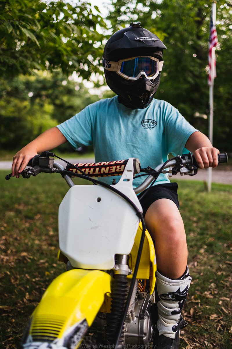wwestphalen's tweet photo. This kid engages in fun. https://t.co/mTVF7Ee3v2