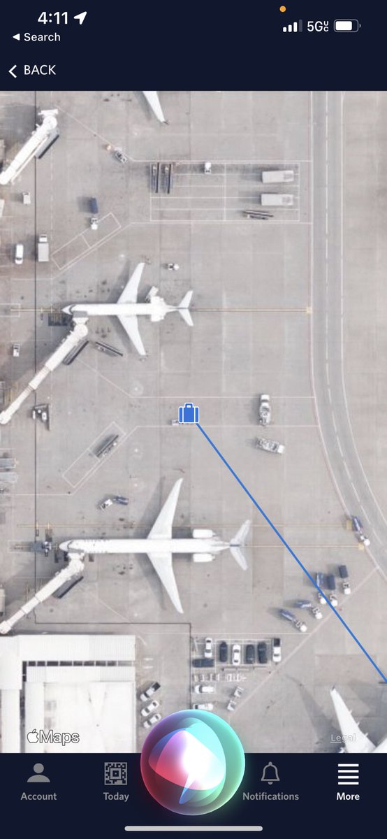 KayStofanik's tweet photo. @Delta my bags are here…please have a driver get them. It’s been an hour and a half since we landed. https://t.co/n4YNVmIdq3
