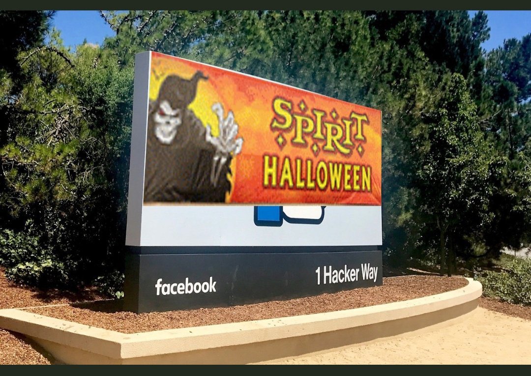 johnnotjohn's tweet image. 