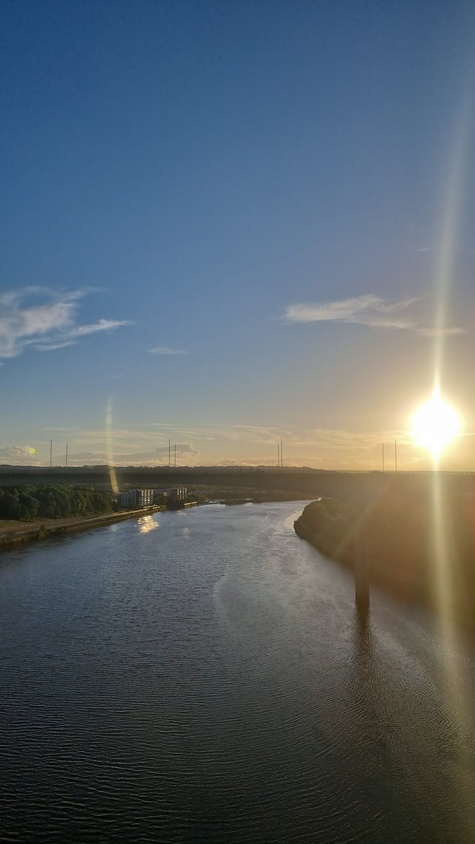 Cracking views from the bridges on the <a href="/LNER/">London North Eastern Railway</a> from York this evening heading into NCL!