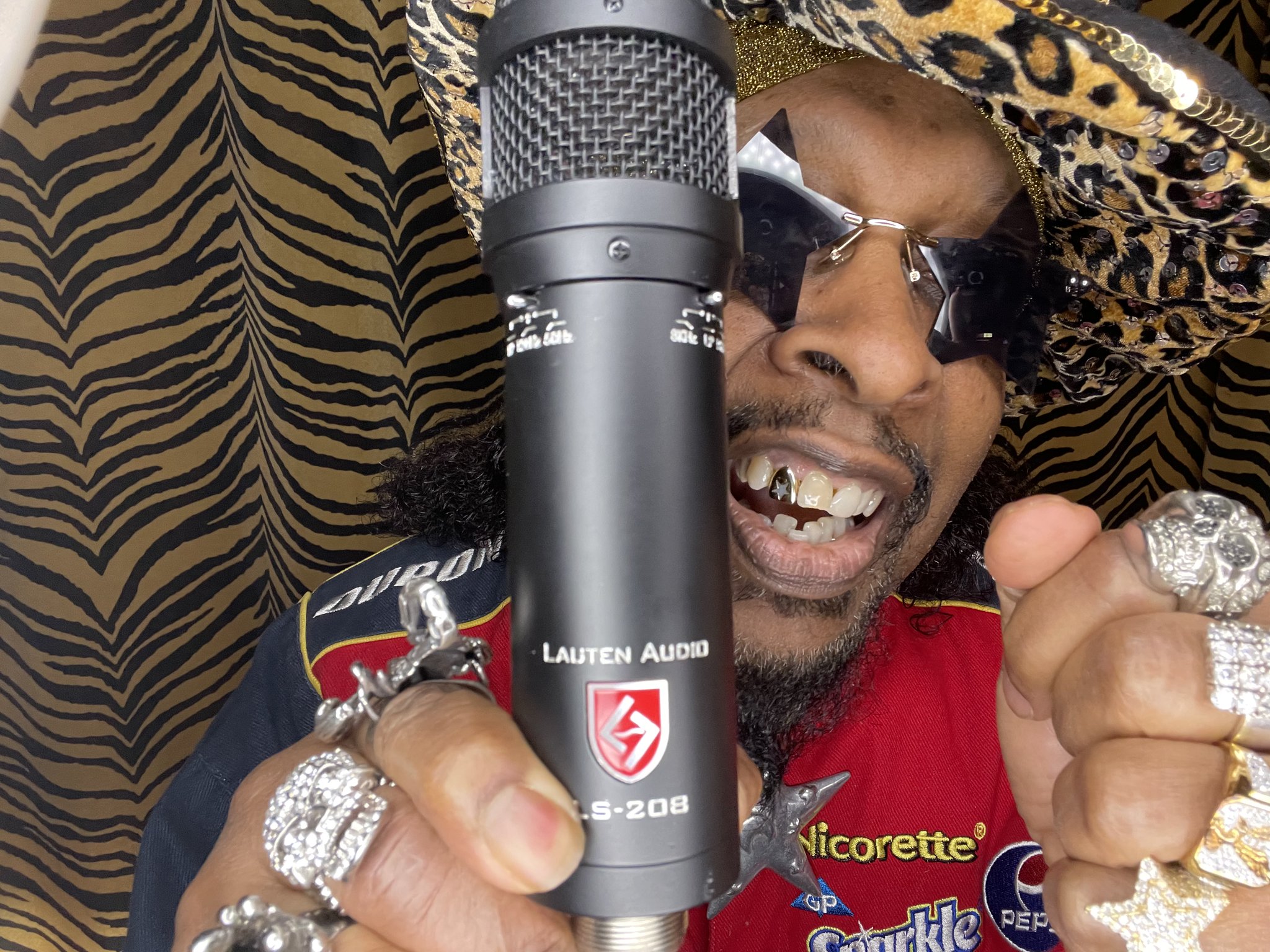 Bootsy Collins on Twitter "Let me introduce u to my little Back Pack