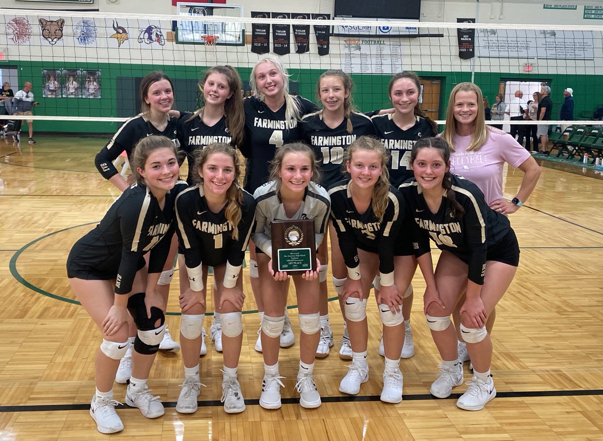 amygerstner_'s tweet photo. 1st place at the Ste Gen tournament!  So proud of these girls! 🖤💛🏐#bkvb #teamwork https://t.co/2CKqpMZPXI