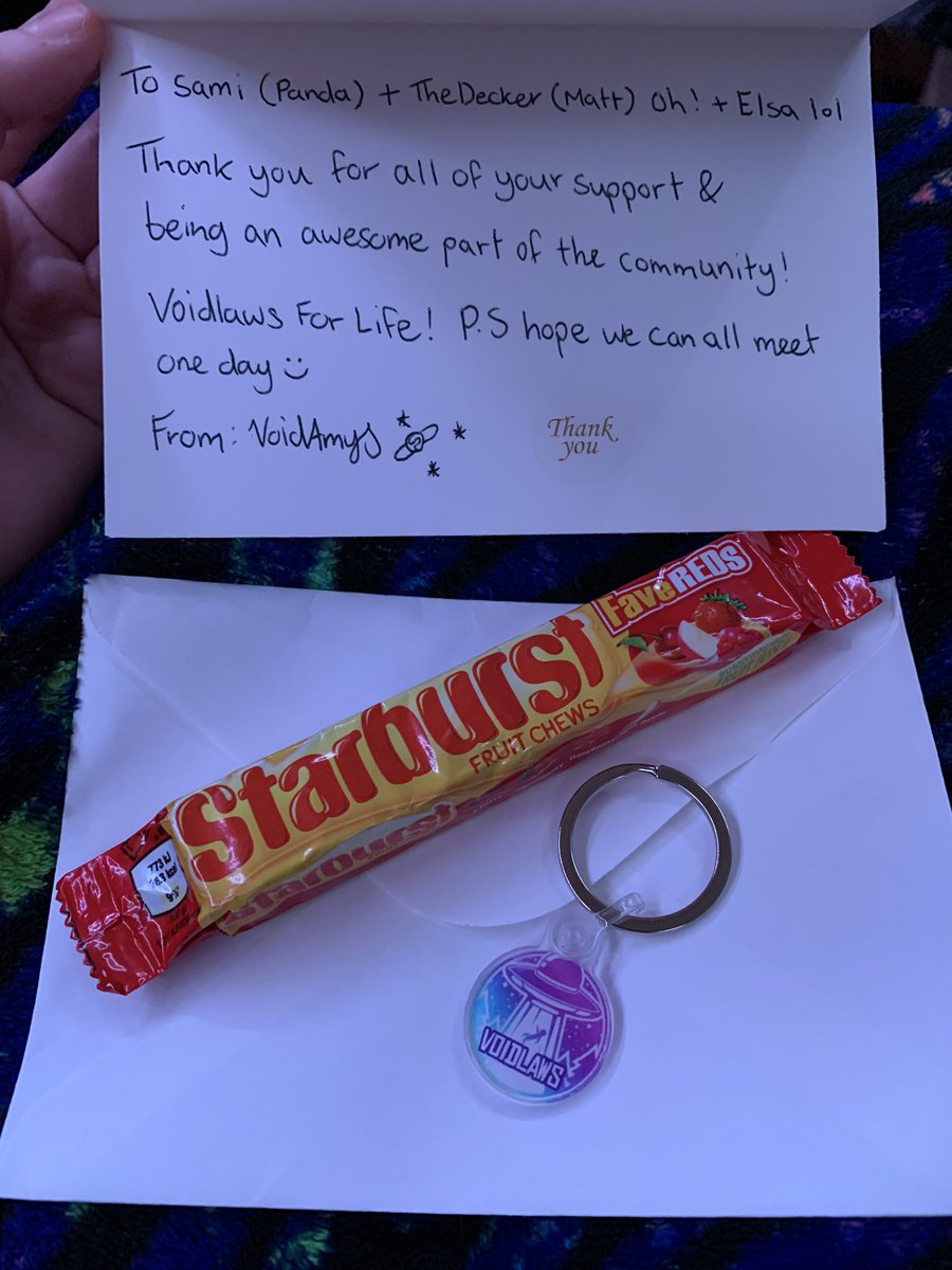PanickyPanda197's tweet photo. @VoidAmyJ I just got this, thank you so much <3 Iβm so happy and the keychain is so freakin cute! All the love in the world. β€οΈπππ #voidlaws https://t.co/CCXyQX7nUV