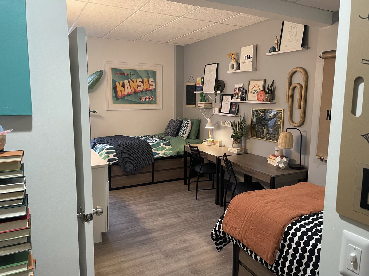 Well, since our IG is down, time to spend some time on Twitter! 

As Fall break is around the block, we’re gearing up to get our students moved into their new rooms! 
 
Dorm 2.0 - leasing for Fall 2022! 🔥