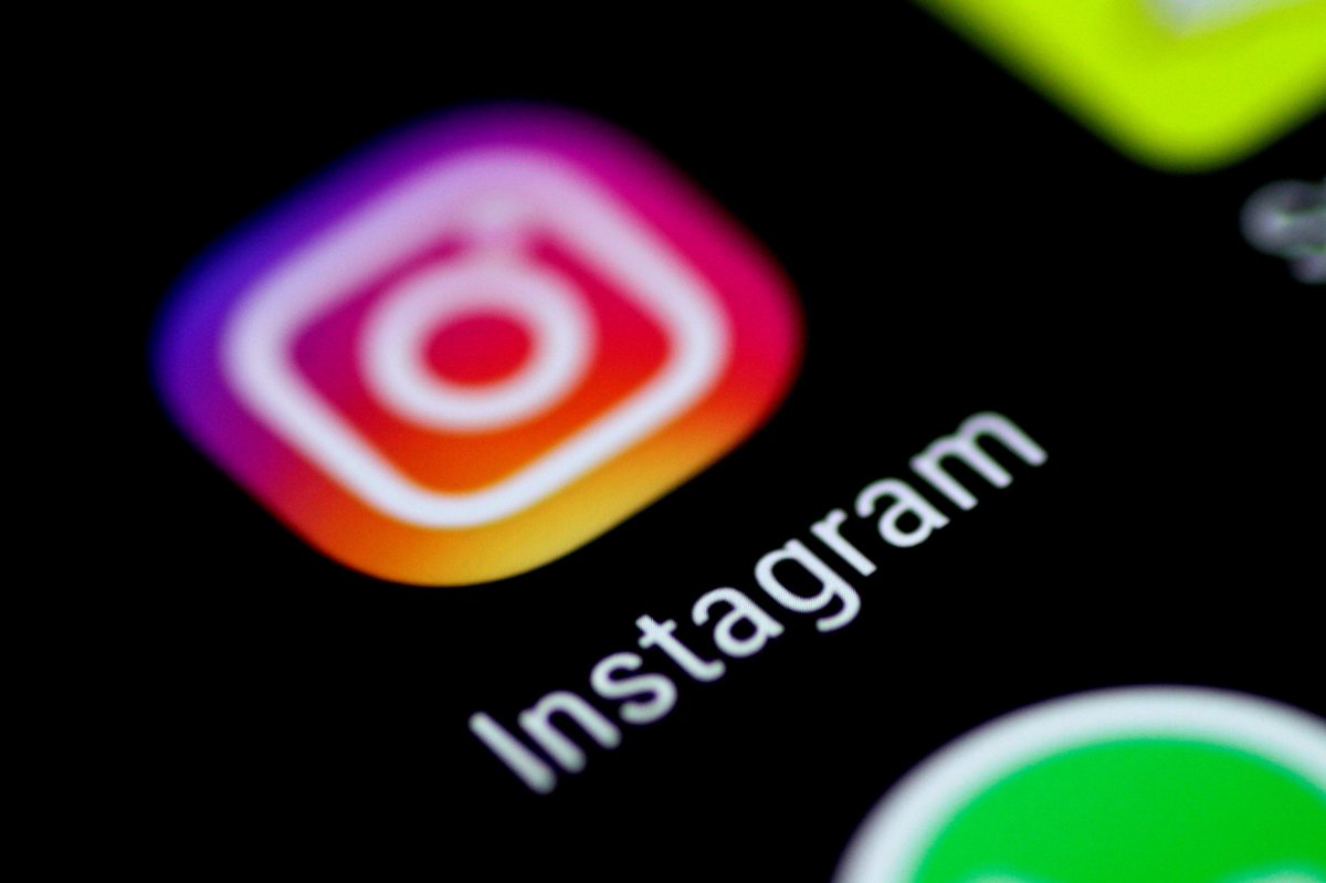 miliwheel's tweet photo. Facebook, Instagram and WhatsApp down. Thank god we got Twitter. 

Get a WhatsApp alternative in Telegram: https://t.co/UBC8MUwBwX
@telegram 

@Facebook @instagram @WhatsApp @sherylsandberg @durov @jack @adammosseri @reidhoffman 

#Facebook #instagram #WhatsApp #Telegram #Twitter https://t.co/3e2g9swgUZ