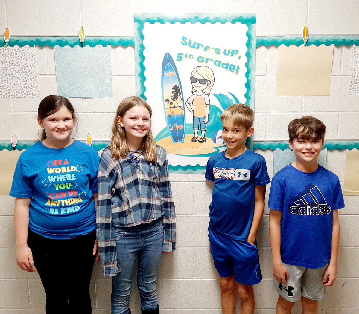 #blueup for National Bullying Prevention month!  <a href="/WestEndElem/">West End Elementary</a> had a blue out today and pledged to be a buddy, not a bully!
