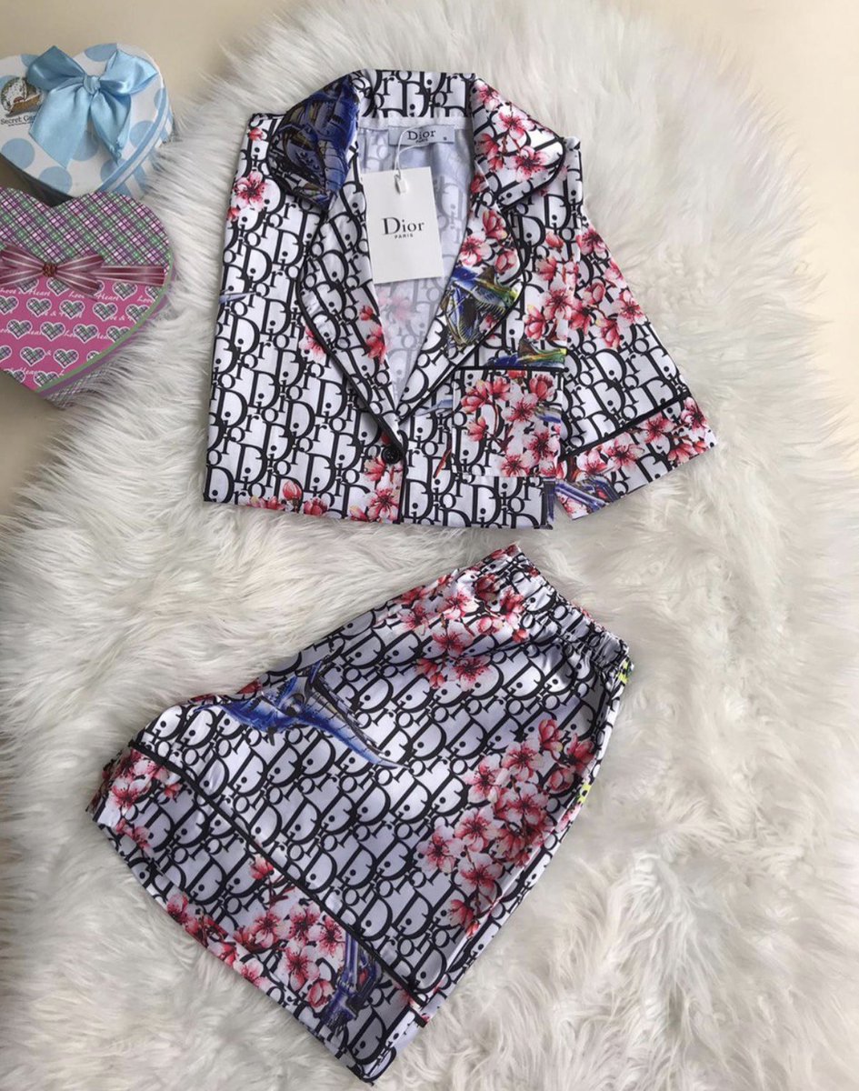 dollybeauxox's tweet photo. The cutest pjarmas available online at https://t.co/Gu6rZUvTKo with 20% off with the code ‘BEAU’ 😍❤️ https://t.co/daQnBe8D3d