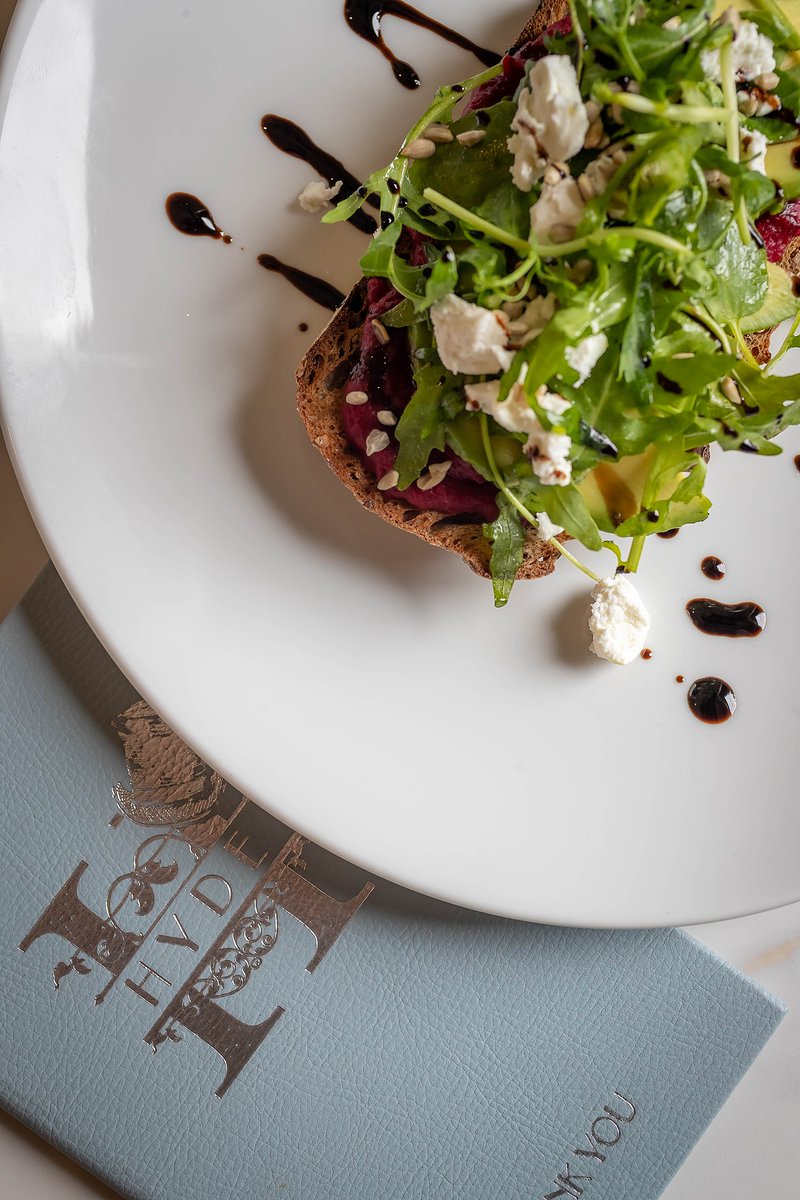 HydeGinBar's tweet image. Tag your Twitter Bestie to win a mid-week dinner for two in Hyde Bar #TimeToTweet 

Winner announced Tuesday