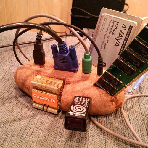 Tiffanibryantt's tweet photo. Real photo of Instagram and Facebook servers: #InternetShutDown https://t.co/TjoAqEu1bV