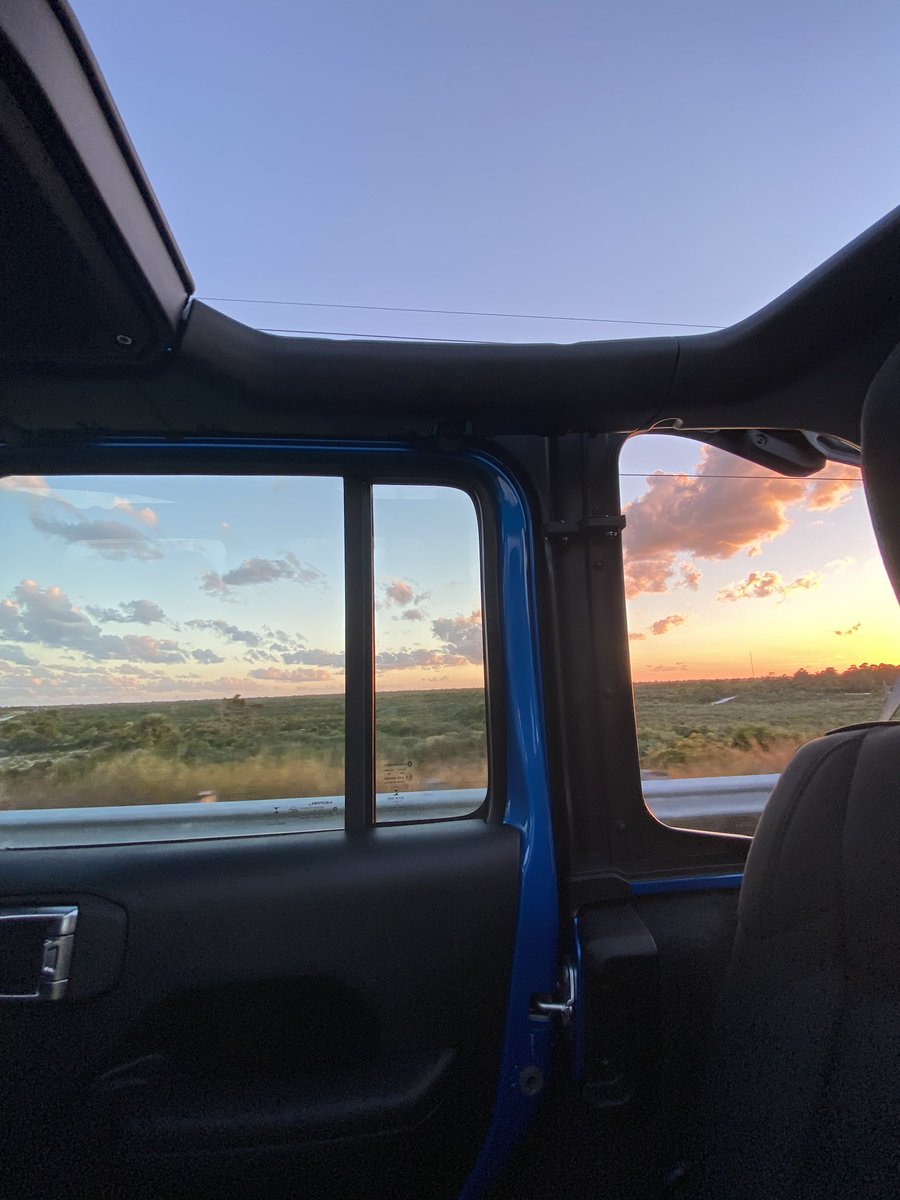 mrenzulli's tweet photo. @Jeep Definitely @Jeep https://t.co/CaqdgzjXkC
