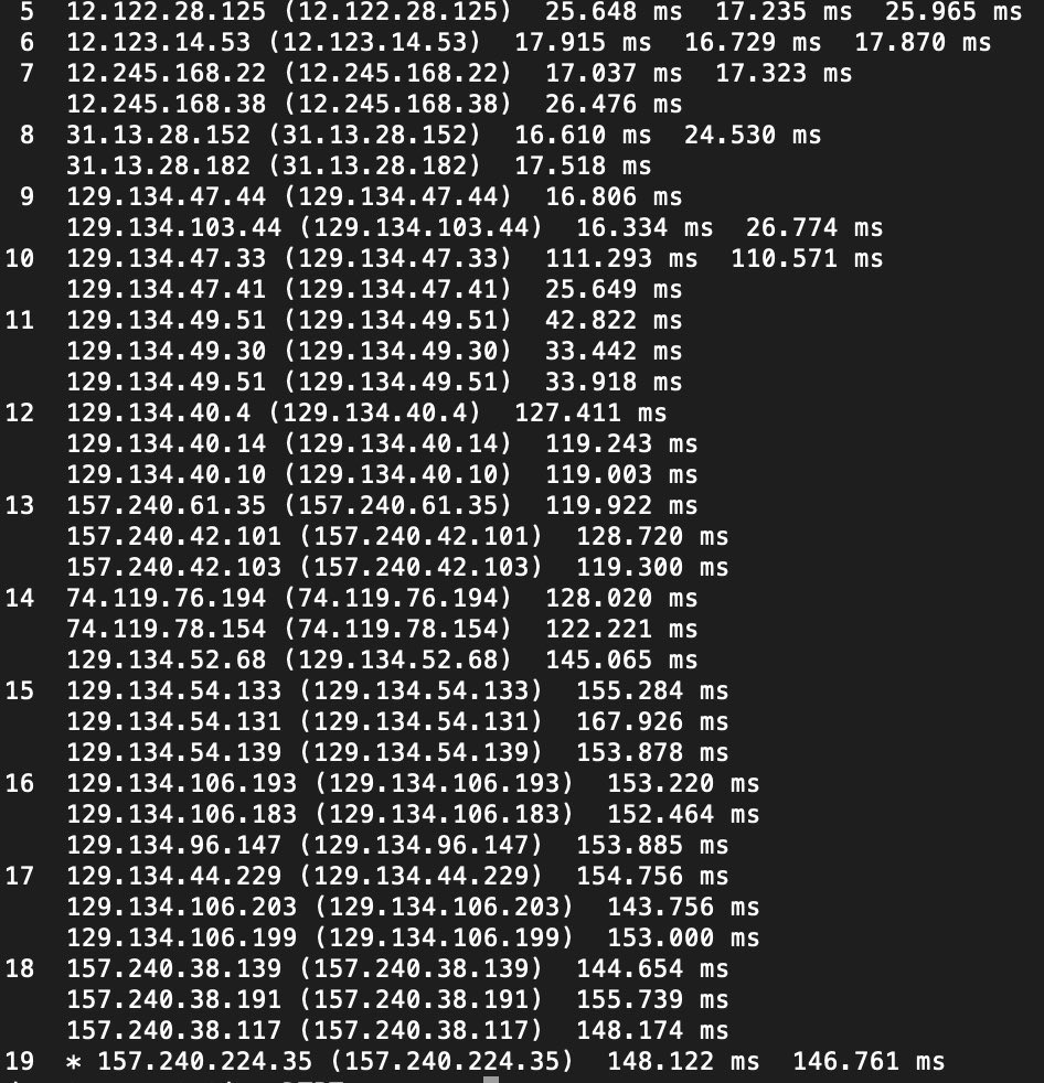 Facebook'un routing (yönlendirme) verilerinin büyük bir kısmının silindiği ve domain'in bulunamadığı belirtiliyor.

Facebook'un sadece çökmediği, internette adeta kaybolduğu/bulunamadığı iddia ediliyor.

Konunun uzmanları, bunun yol tabelalarını sökmeye benzediğini söylüyor.