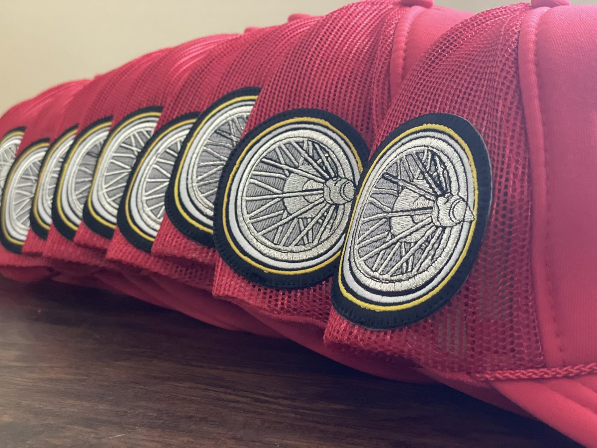 VintageFien's tweet photo. “Red Trucker Foam Hats” In A Single File Line <<🚘>>💦 https://t.co/izHJQn75ly