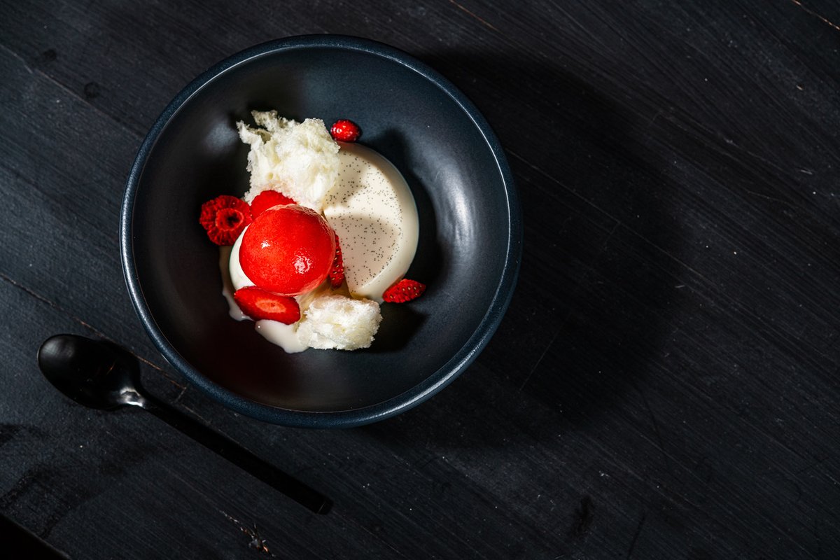 Eater_DC's tweet photo. What to eat at Maïz64, a rare new option for Mexican fine dining in D.C. https://t.co/1vtkGAx7b4 https://t.co/emM6EHNiSo