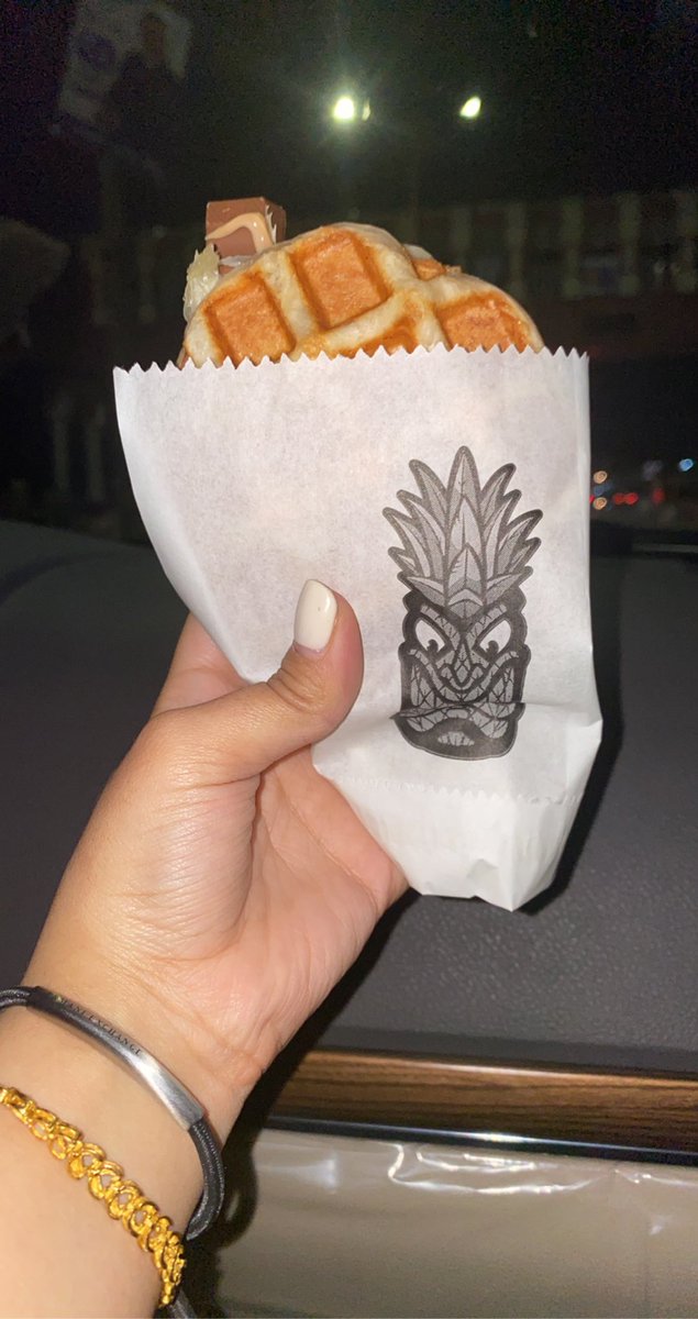 elafjabbarr's tweet photo. Im posting my waffle sandwich here cuz ماكو انستا😢 https://t.co/q6v0SexpDT