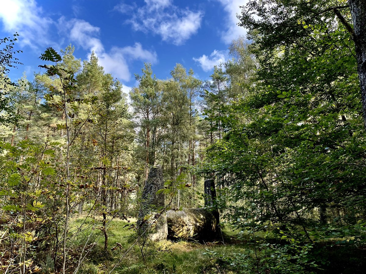 Olanjack's tweet photo. @DarkRealmMaps @Blackmoor_Film I’m shuffling around Scotland at the moment looking at Stone Circles and castles at the moment. https://t.co/Bv8umVnjFN