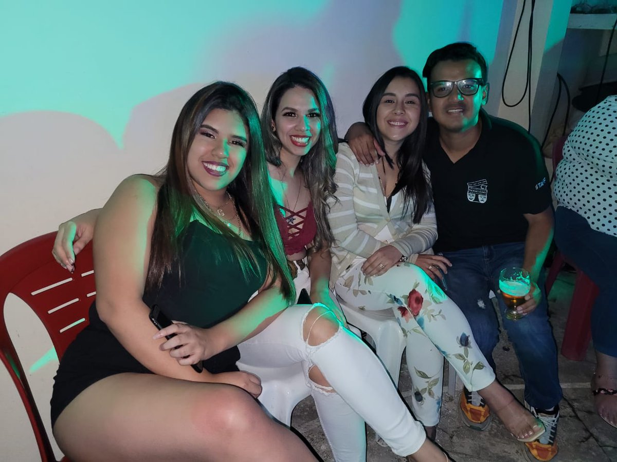 Gabymorejon1's tweet photo. ❤❤ https://t.co/rQ50DW4Wif