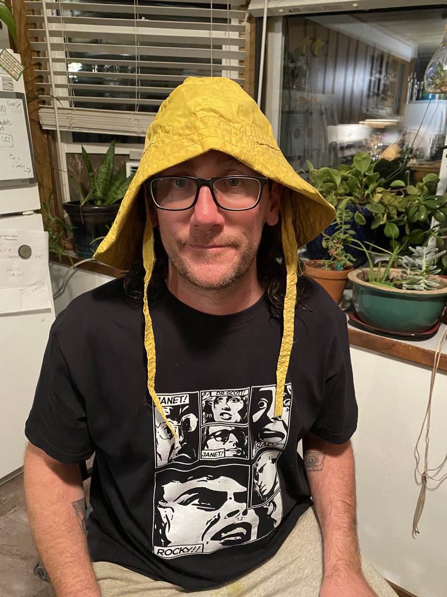 Well prepared for the “FB &amp; INSTAGRAM IS DOWN!!!” Shitstorm of 2021