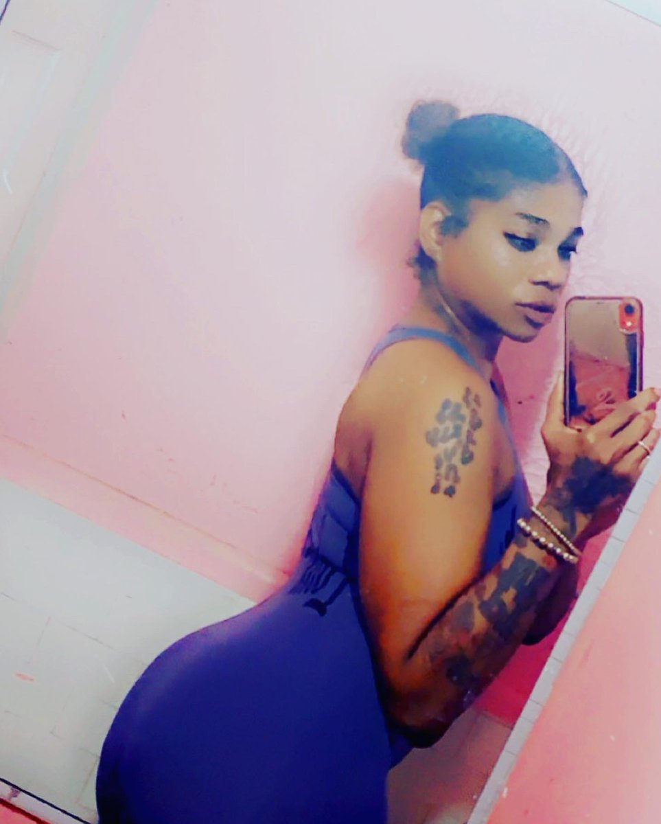 Lala3927's tweet photo. Since #instadown #follow me y'all idk when we can post up again #lalaland #lalasavage https://t.co/djoMTVhyc7