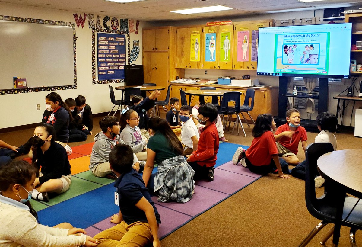 MyLivelyHealth's tweet photo. This week we're learning about check-ups &amp; vaccines. Kids love sharing their experiences to their peers! #TurnAndTalk #HealthTalk #ElementaryHealth #Thriving @LivelyEagles @IrvingISD https://t.co/iAK3MafGsM