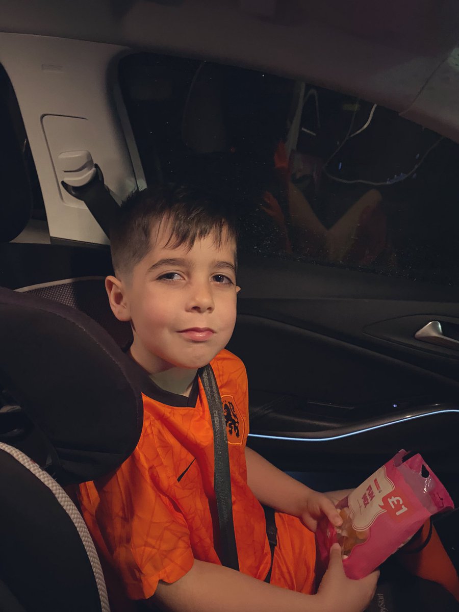 GezMusic's tweet photo. This kid is a gift from god 🙏🏽 https://t.co/XnnspoYs6U