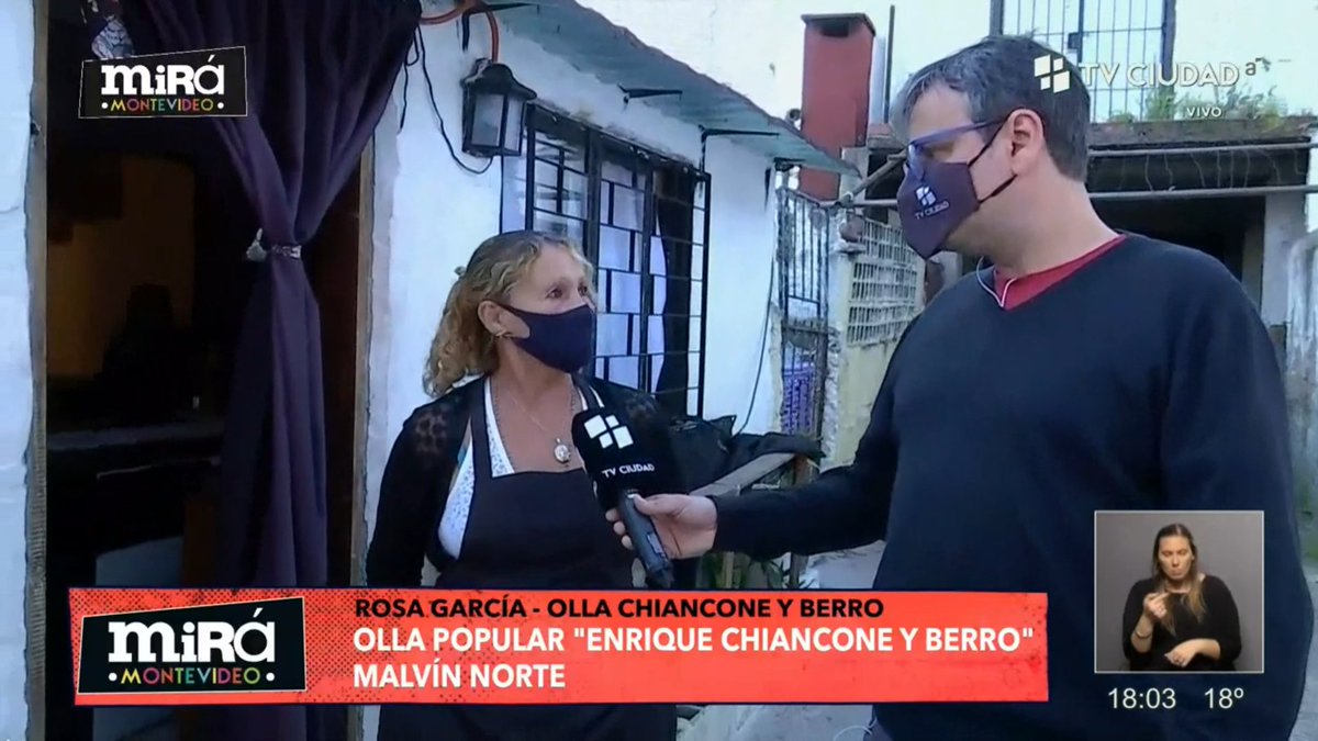 miramontevideo's tweet photo. #MiráMontevideo @JorgeTemponi visita la olla popular “Enrique Chiancone y Berro”. 
 
🗣 Rosa García: "Empezamos con la olla después de haber superado un cáncer mi marido y yo. Ahora miramos la vida de otra manera y queremos hacer algo provechoso para ayudar a los demás". https://t.co/BFv0KUdUb2