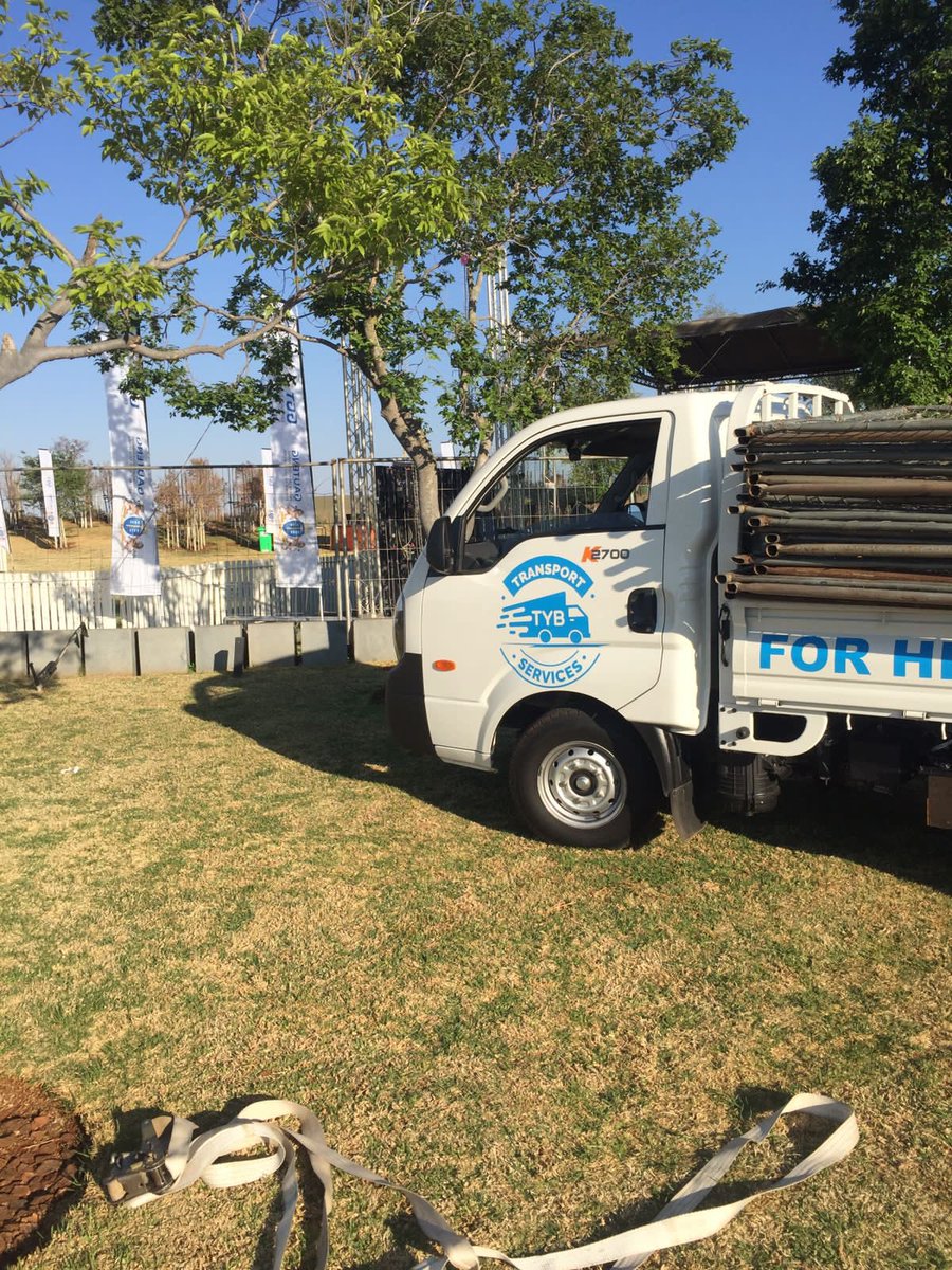 TYB_Transport's tweet image. A transport solution that works with your budget,be it moving house,bulk purchases and delivering equipment for your next event...we got you

📞 0659077892/0833900202 

(Calls &amp;amp; Whatsapp)

✉️tybtransportservices@gmail@com

📍 Johannesburg 
#transport  #whatsappdown
