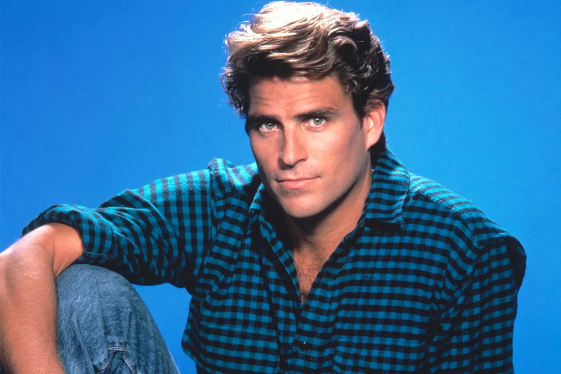 90s Peter Parker reminds me of Ted McGinley.
