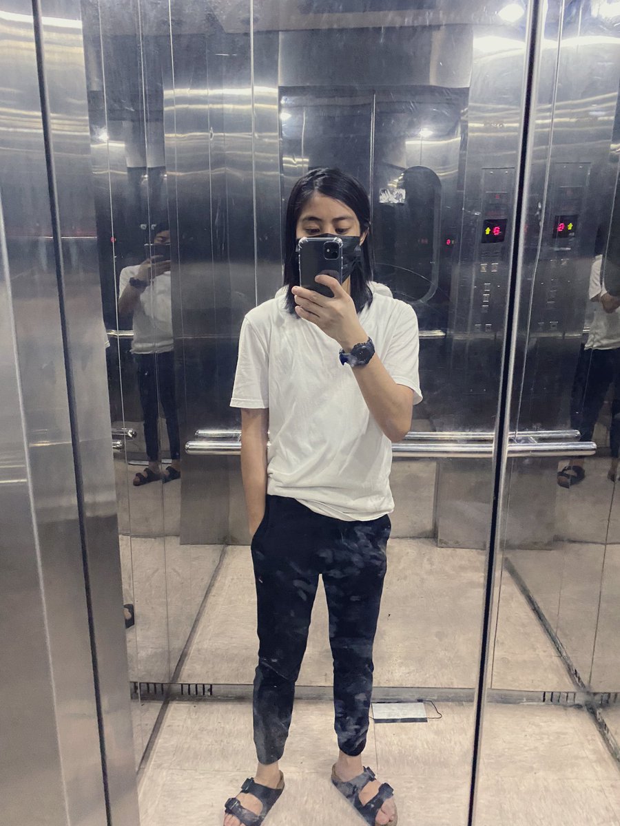 natomatec's tweet image. Welcome to abu dhabi habibi 😁