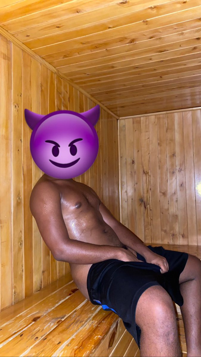 americanmoreno's tweet photo. nuevo a Twitter  #BucaramangaGay #Gaycolombia #morenogay #SantanderGay #cruising #public_exhibitionist #Americano https://t.co/gx9tAITCiY