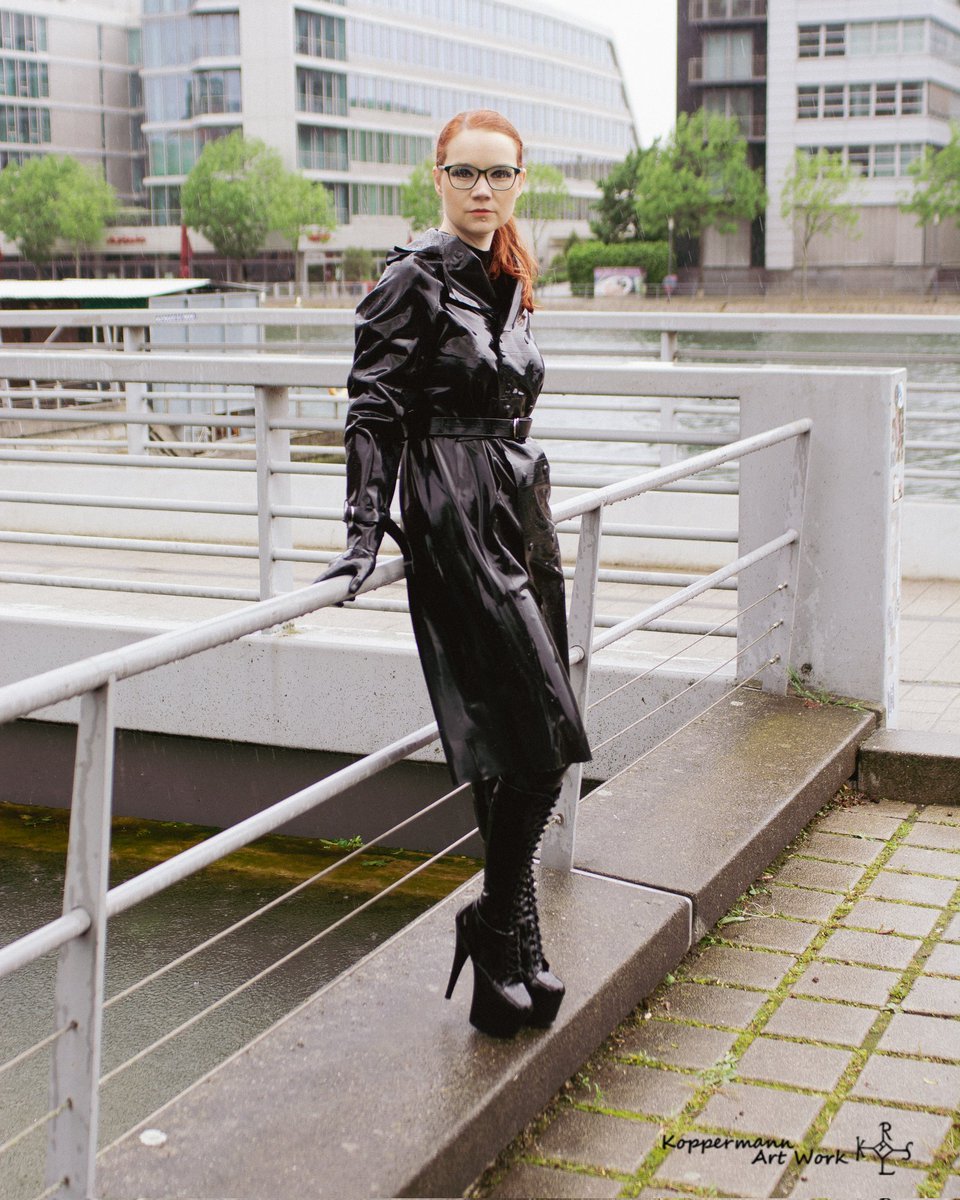 So what's going on here? I am kind of sceptical...
.
Thanks <a href="/KoppermannArt/">Koppermannartwork</a> for this amazing photo, <a href="/VivishineLatex/">𝕍𝕀𝕍𝕀𝕊ℍ𝕀ℕ𝔼</a> for always letting me shine and <a href="/FantasticRubber/">Fantastic Rubber</a>
for catsuit and coat as well as <a href="/rubberfashion/">Rubberfashion.de</a> for the gloves
.
#ruhrpottpflanze #industriekultur #britchic #latex